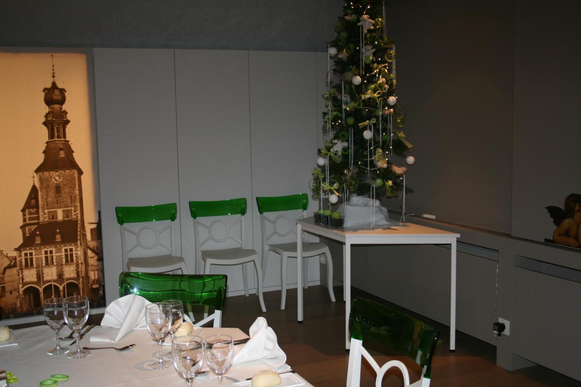 Hotel Shamrock Tielt Esterno foto