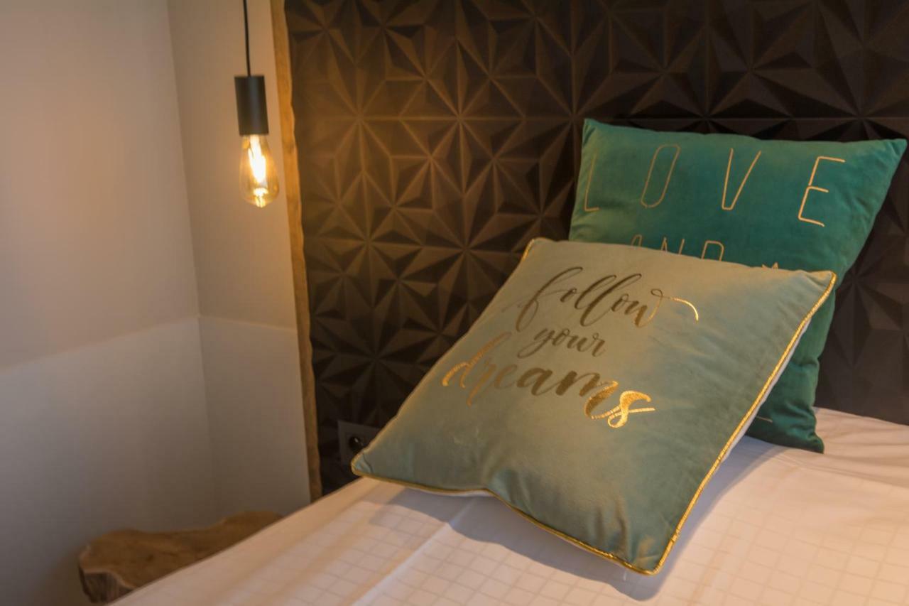 Hotel Shamrock Tielt Esterno foto